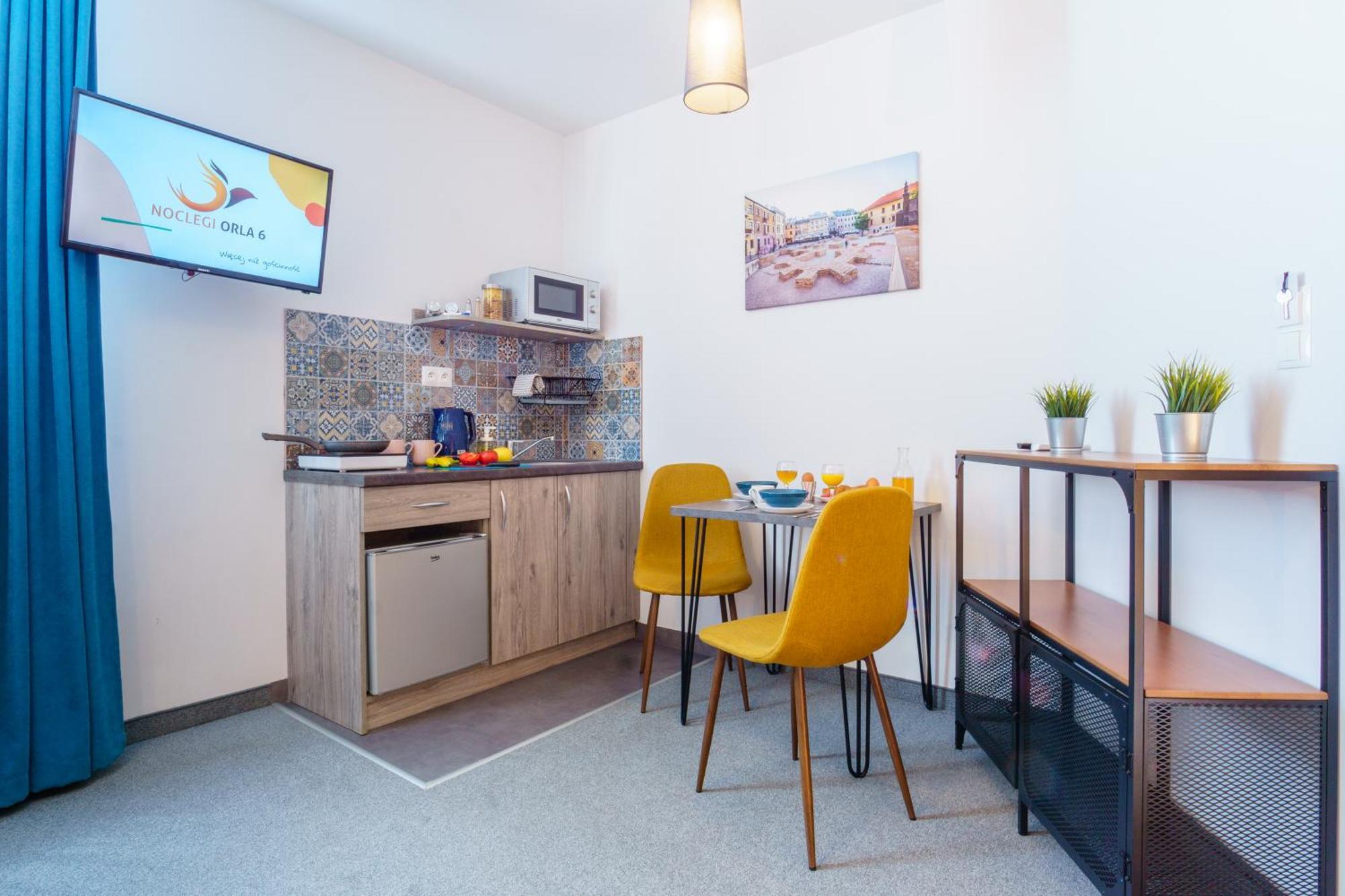Pokoje Z Aneksami Orla 6 Lublin Extérieur photo